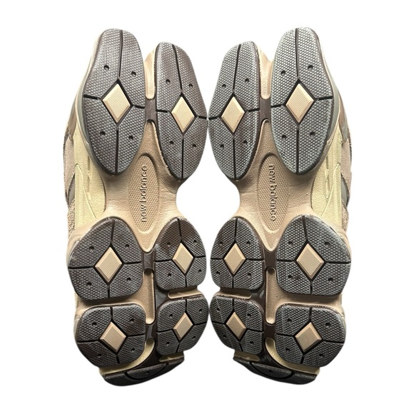 New Balance 9060 “Mushroom / Timberwolf” Sneakers – Women’s 7 / Men’s 5.5 - Picture 6 of 6